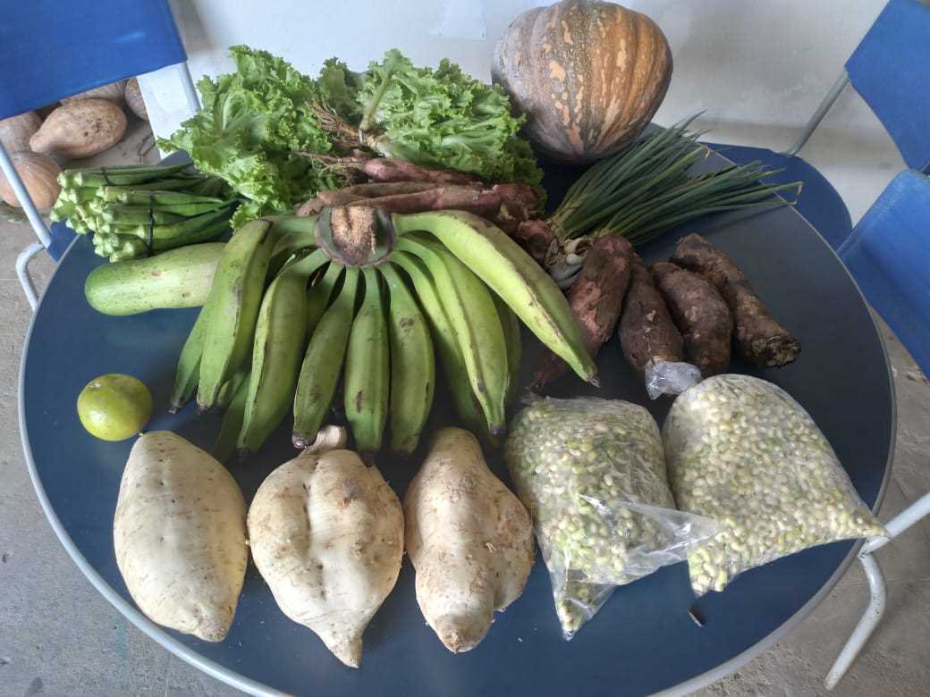 Camacã: Secretaria de Agricultura anuncia a chegada de água para 2 Assentamentos e faz entrega de alimentos para famílias